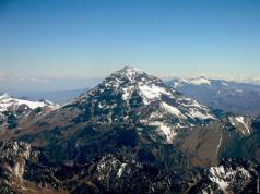 جبال الأرجنتين: ملامح الظروف الطبيعية والمناخ والجيولوجيا